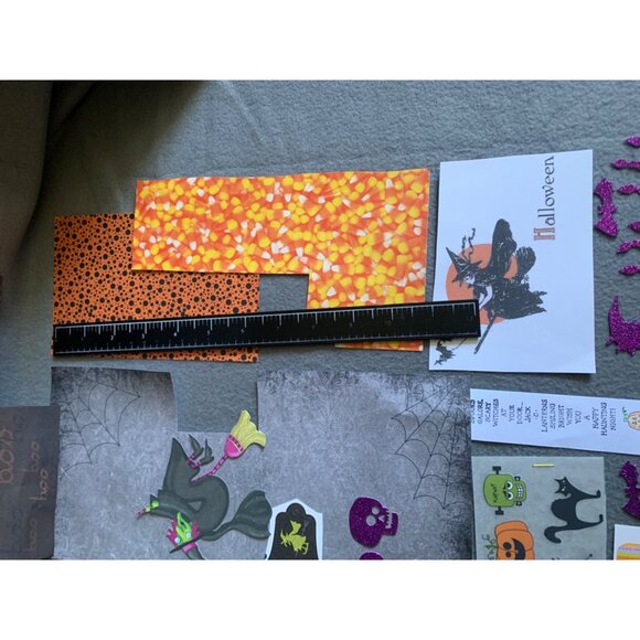 Deluxe Halloween Craft Kit With Glitter Stickers Paper Cutouts & Cards - Picture 11 of 14